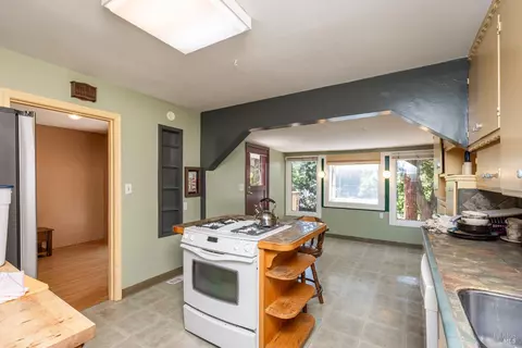 Kitchen - 431 E Berna Ave, Napa, CA 94559 photo 1 of 7