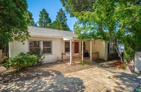 Exterior - 431 E Berna Ave, Napa, CA 94559 photo 3 of 23