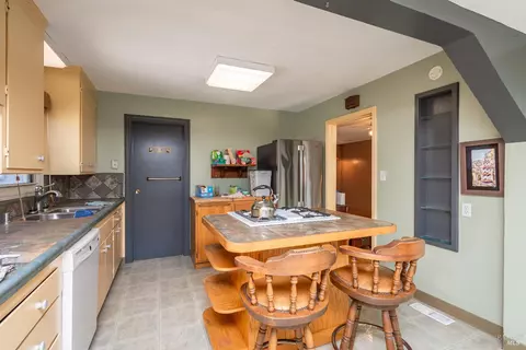 Kitchen - 431 E Berna Ave, Napa, CA 94559 photo 5 of 7