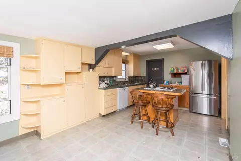 Kitchen - 431 E Berna Ave, Napa, CA 94559 photo 4 of 7