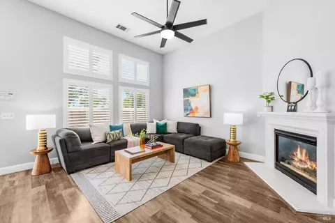 Living - 807 Kells Cir, Vacaville, CA 95688 photo 1 of 1
