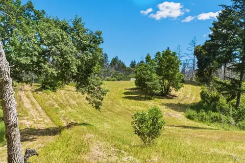 3444 Chicken Ridge Rd, Healdsburg, CA 95448