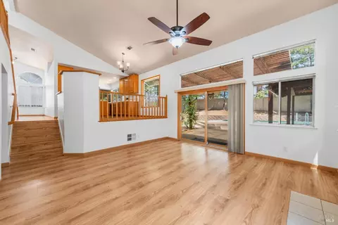 Living - 119 Lighthouse Way, Vacaville, CA 95688 photo 6 of 7