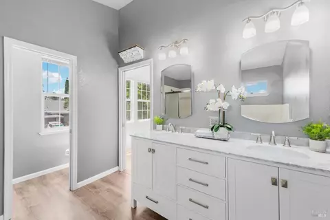 Bath - 119 Lighthouse Way, Vacaville, CA 95688 photo 3 of 5