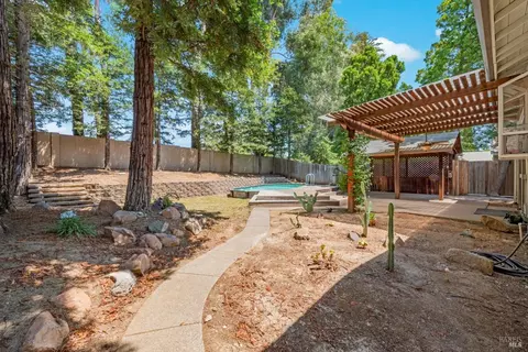 Exterior - 119 Lighthouse Way, Vacaville, CA 95688 photo 12 of 13