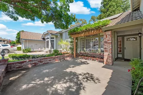 Exterior - 119 Lighthouse Way, Vacaville, CA 95688 photo 5 of 13