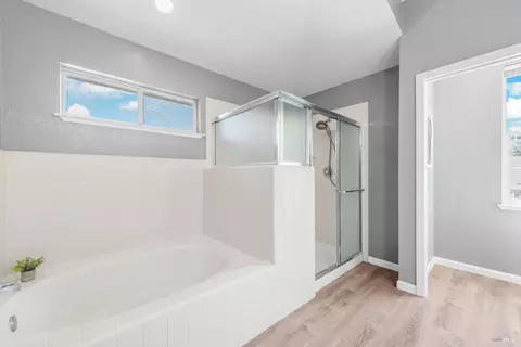 Bath - 119 Lighthouse Way, Vacaville, CA 95688 photo 1 of 5