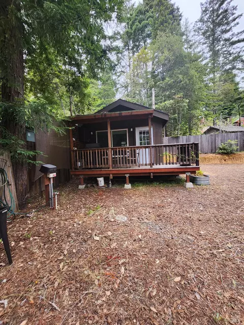 46020 Pacific Woods Rd, Gualala, CA 95445