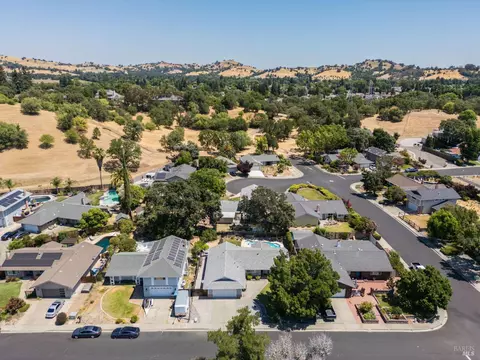 185 Salinas Dr, Vacaville, CA 95688 photo 34