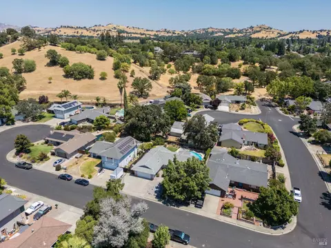 185 Salinas Dr, Vacaville, CA 95688 photo 35