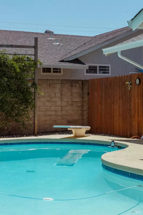 185 Salinas Dr, Vacaville, CA 95688 photo 38