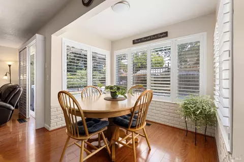 185 Salinas Dr, Vacaville, CA 95688 photo 9