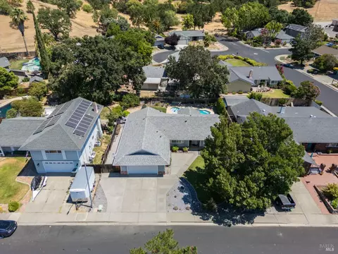 185 Salinas Dr, Vacaville, CA 95688 photo 33