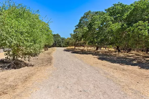 Exterior - 1209 Davida Ct, Windsor, CA 95492 photo 14 of 14