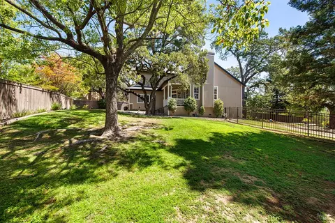 Exterior - 1209 Davida Ct, Windsor, CA 95492 photo 11 of 14