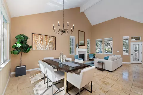 Dining - 1209 Davida Ct, Windsor, CA 95492 photo 1 of 1