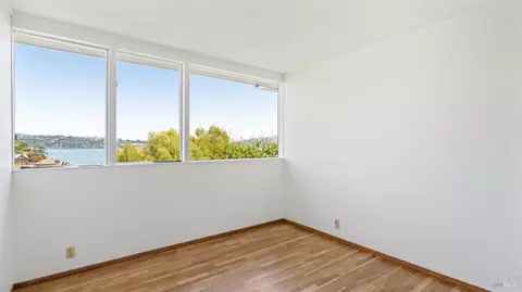 Bedroom - 16-18 Sausalito Blvd, Sausalito, CA 94965 photo 10 of 12