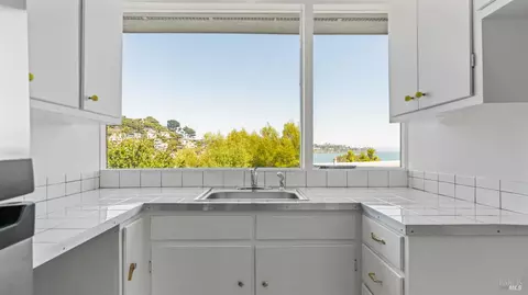 Kitchen - 16-18 Sausalito Blvd, Sausalito, CA 94965 photo 2 of 7
