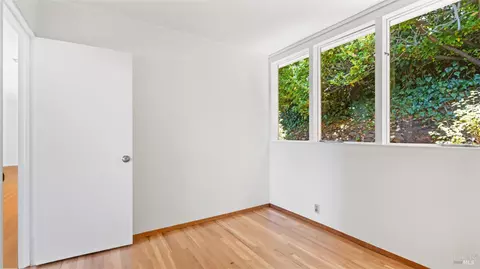 Bedroom - 16-18 Sausalito Blvd, Sausalito, CA 94965 photo 3 of 12