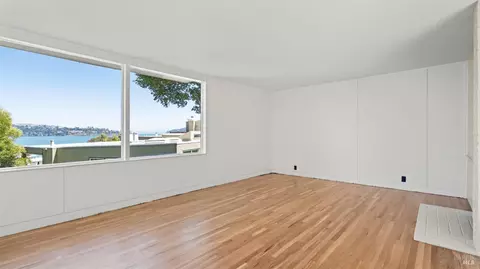 Living - 16-18 Sausalito Blvd, Sausalito, CA 94965 photo 5 of 10