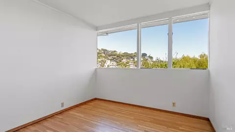 Bedroom - 16-18 Sausalito Blvd, Sausalito, CA 94965 photo 4 of 12