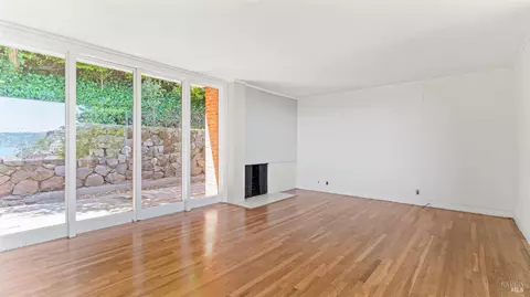 Living - 16-18 Sausalito Blvd, Sausalito, CA 94965 photo 8 of 10
