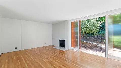 Living - 16-18 Sausalito Blvd, Sausalito, CA 94965 photo 6 of 10