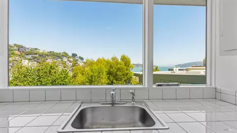 Kitchen - 16-18 Sausalito Blvd, Sausalito, CA 94965 photo 3 of 7