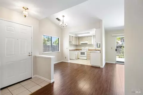 Entry Way - 148 Stageline Dr, Vallejo, CA 94591 photo 1 of 1