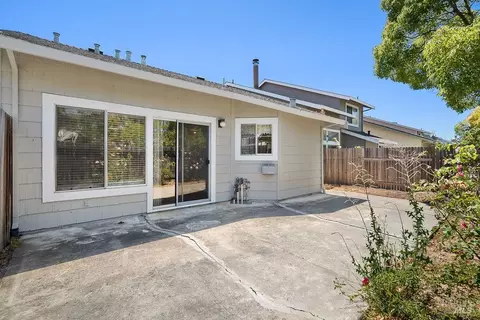 Exterior - 148 Stageline Dr, Vallejo, CA 94591 photo 4 of 6