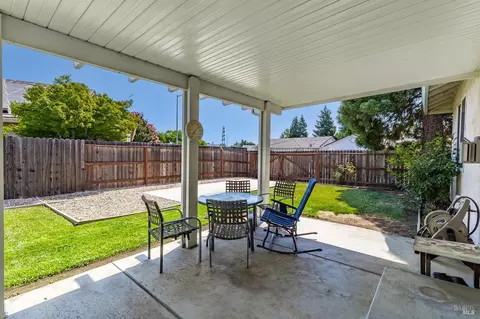 400 Wick Ct, Vacaville, CA 95687 photo 16