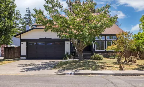 Exterior - 4881 Regency Pl, Fairfield, CA 94534 photo 1 of 11