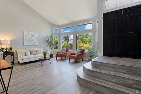 Entry Way - 4881 Regency Pl, Fairfield, CA 94534 photo 3 of 9