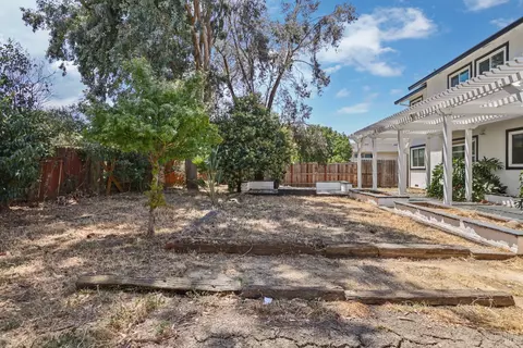 Exterior - 4881 Regency Pl, Fairfield, CA 94534 photo 5 of 11