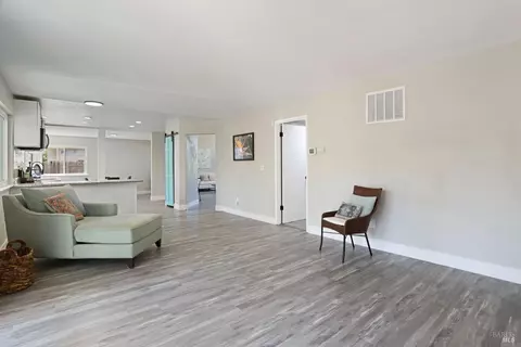 Living - 4881 Regency Pl, Fairfield, CA 94534 photo 6 of 6
