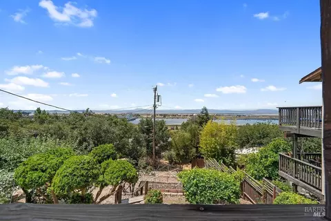 View/Area - 185 Baxter St, Vallejo, CA 94590 photo 2 of 6