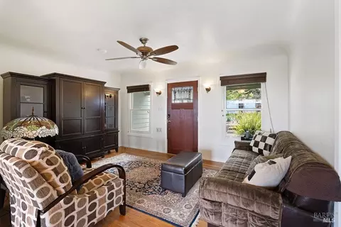 Living - 185 Baxter St, Vallejo, CA 94590 photo 1 of 1