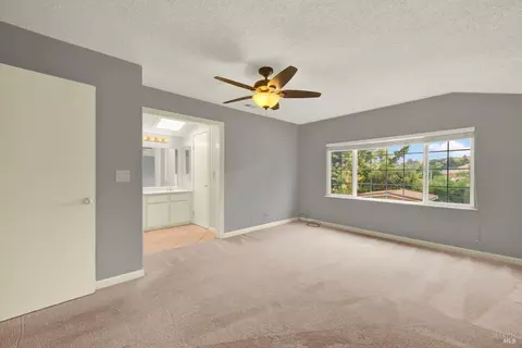 Bedroom - 112 Picadilly Cir, Vallejo, CA 94591 photo 4 of 16
