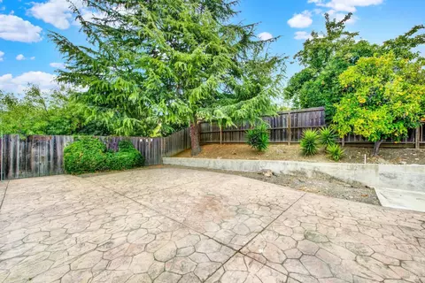 Exterior - 112 Picadilly Cir, Vallejo, CA 94591 photo 9 of 16