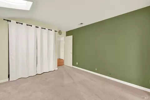 Bedroom - 112 Picadilly Cir, Vallejo, CA 94591 photo 7 of 16