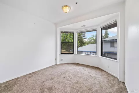 Bedroom - 8307-8308 Lasalle Ave, Cotati, CA 94931 photo 4 of 10