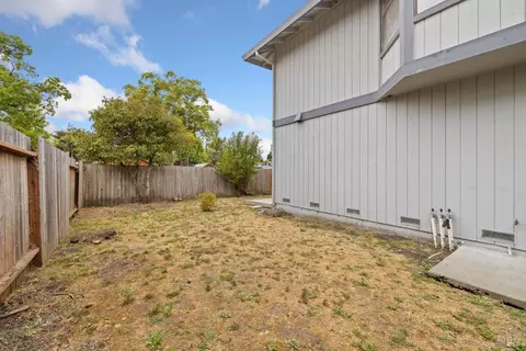 Exterior - 8307-8308 Lasalle Ave, Cotati, CA 94931 photo 7 of 14
