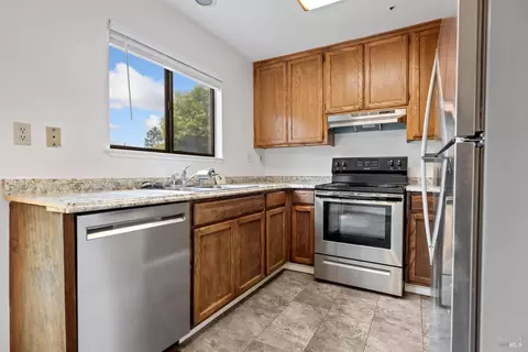 Kitchen - 8307-8308 Lasalle Ave, Cotati, CA 94931 photo 2 of 6