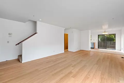 Living - 8307-8308 Lasalle Ave, Cotati, CA 94931 photo 6 of 9