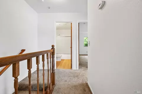 Entry Way - 8307-8308 Lasalle Ave, Cotati, CA 94931 photo 5 of 6