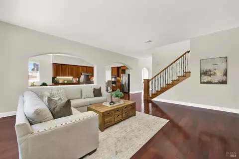 Living - 1240 Wildwing Ln, Vallejo, CA 94591 photo 2 of 10