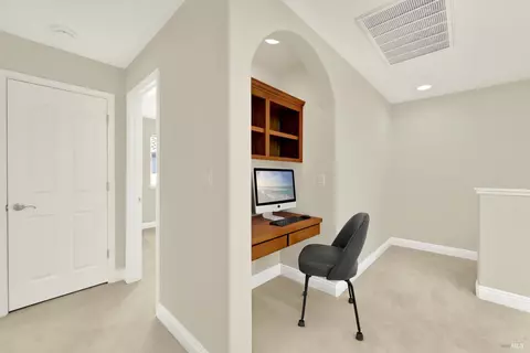 Entry Way - 1240 Wildwing Ln, Vallejo, CA 94591 photo 7 of 7