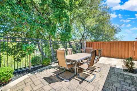 Exterior - 1240 Wildwing Ln, Vallejo, CA 94591 photo 7 of 11