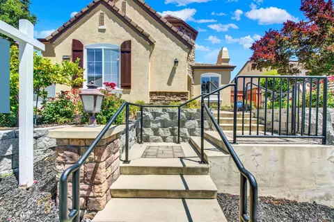 Exterior - 1240 Wildwing Ln, Vallejo, CA 94591 photo 4 of 11