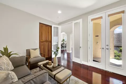 Entry Way - 1240 Wildwing Ln, Vallejo, CA 94591 photo 4 of 7